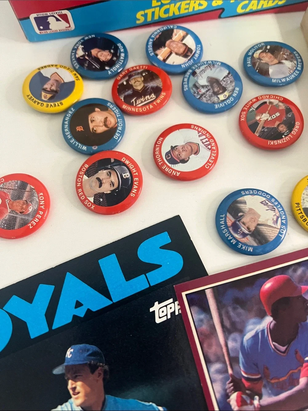 Vintage Baseball Card & Pin Lot — Multi-Color Collectible Set